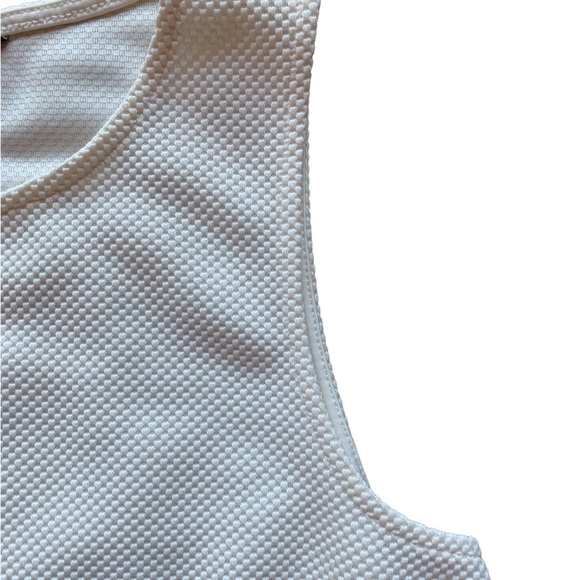 H&M off white peplum top Euro summer blouse size medium runs small IMO neutral - Picture 4 of 7